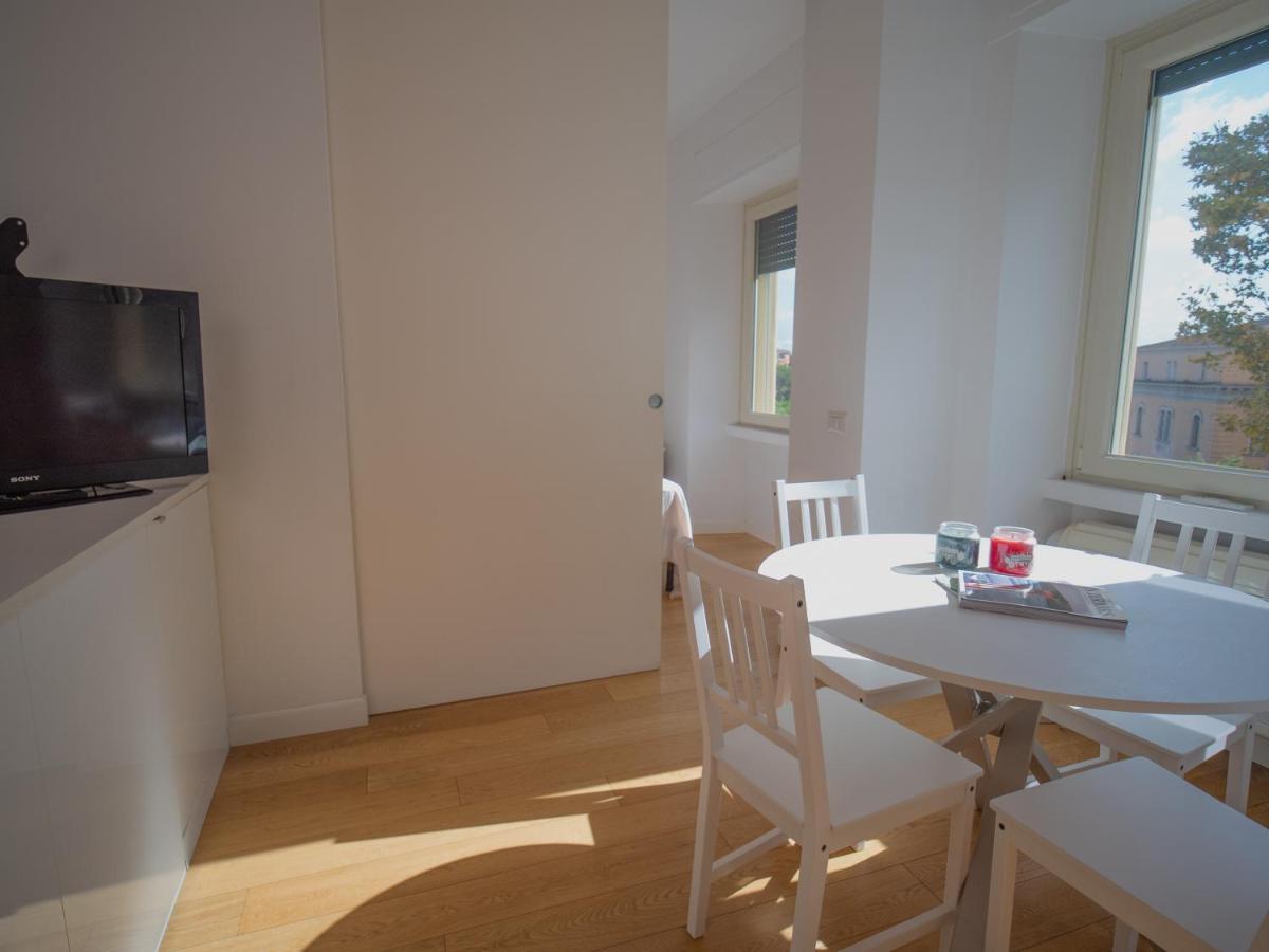 Olimpico Deluxe Apartment Rome Bagian luar foto